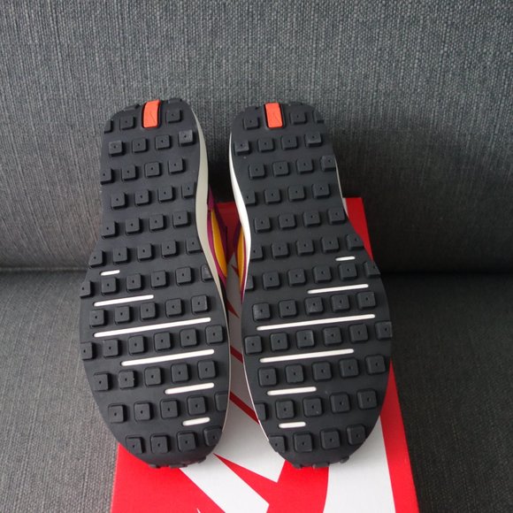 Nike Waffle One Active Fuchsia/University Gold Mens Sneakers Size 8 *Brand New* - Picture 5 of 6